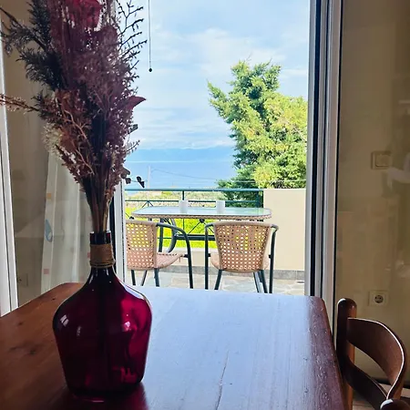 Tatil Evi Orfanos No2 *